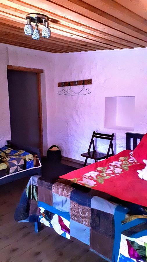 Laila Guest House Mestia Quarto foto